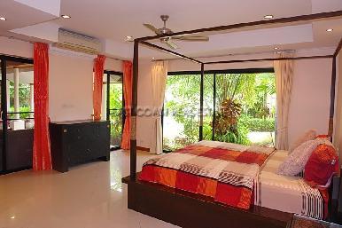 Pratumnak Pool Villa 18