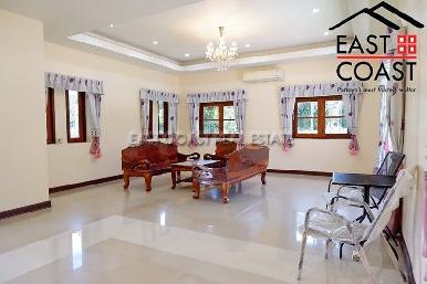 Private 6 Bedroom Pool Villa 4
