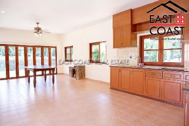 Private 6 Bedroom Pool Villa 3