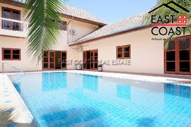 Private 6 Bedroom Pool Villa 1