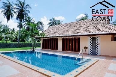 Private 6 Bedroom Pool Villa 10