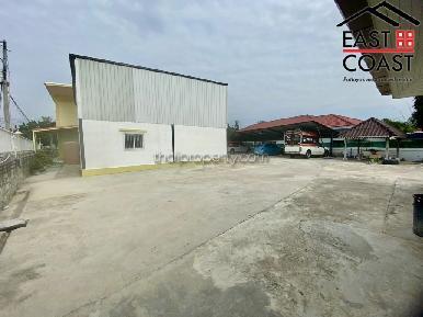 Private House with Warehouse 45