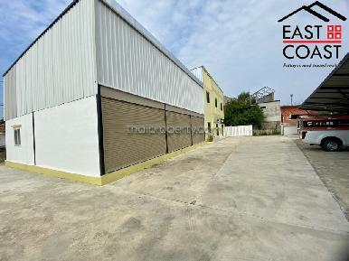 Private House with Warehouse 43