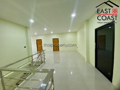 Private House with Warehouse 28