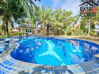 Private Pool Villa in Huay Yai 1
