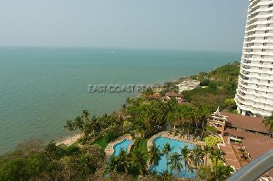 Royal Cliff 8