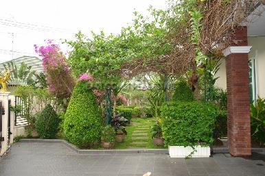 SP5 Village 24