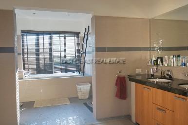 Siam Royal View 15
