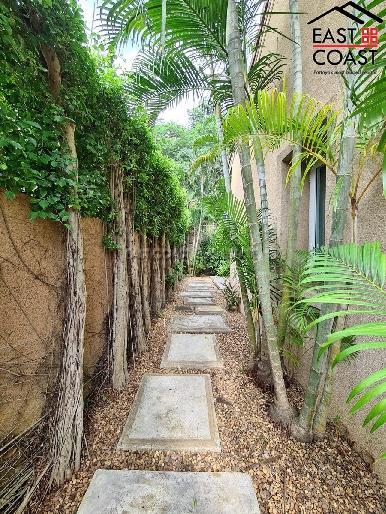 Silk Road Place 44
