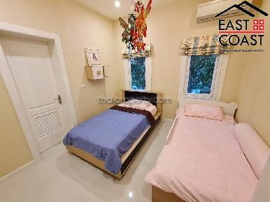 Silk Road Place 19