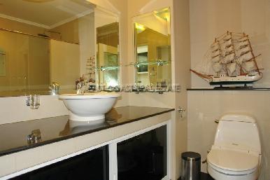 The Residence 8