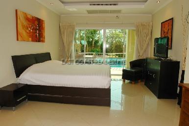 The Residence 8